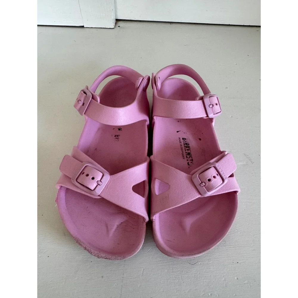 Birkenstock girl's pink Rio Essentials sandal size 32 (US 1-1.5)